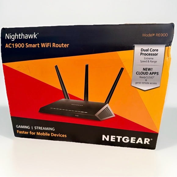 (NEW) NETGEAR Nighthawk AC1900 R6900v2 Smart Wi-Fi Router Gaming Streaming - Picture 1 of 10